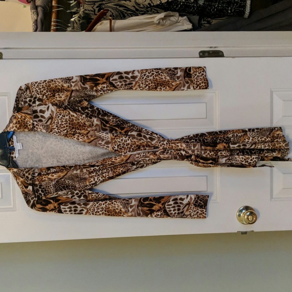 Gently worn DVF Animal Print Wrap Dress sz 4